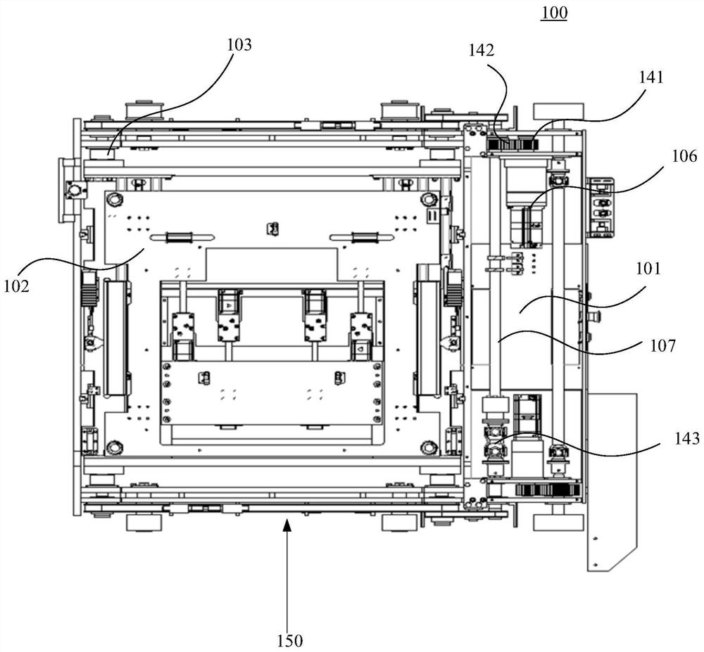 Shuttle-type battery replacing equipment and battery replacing station comprising same