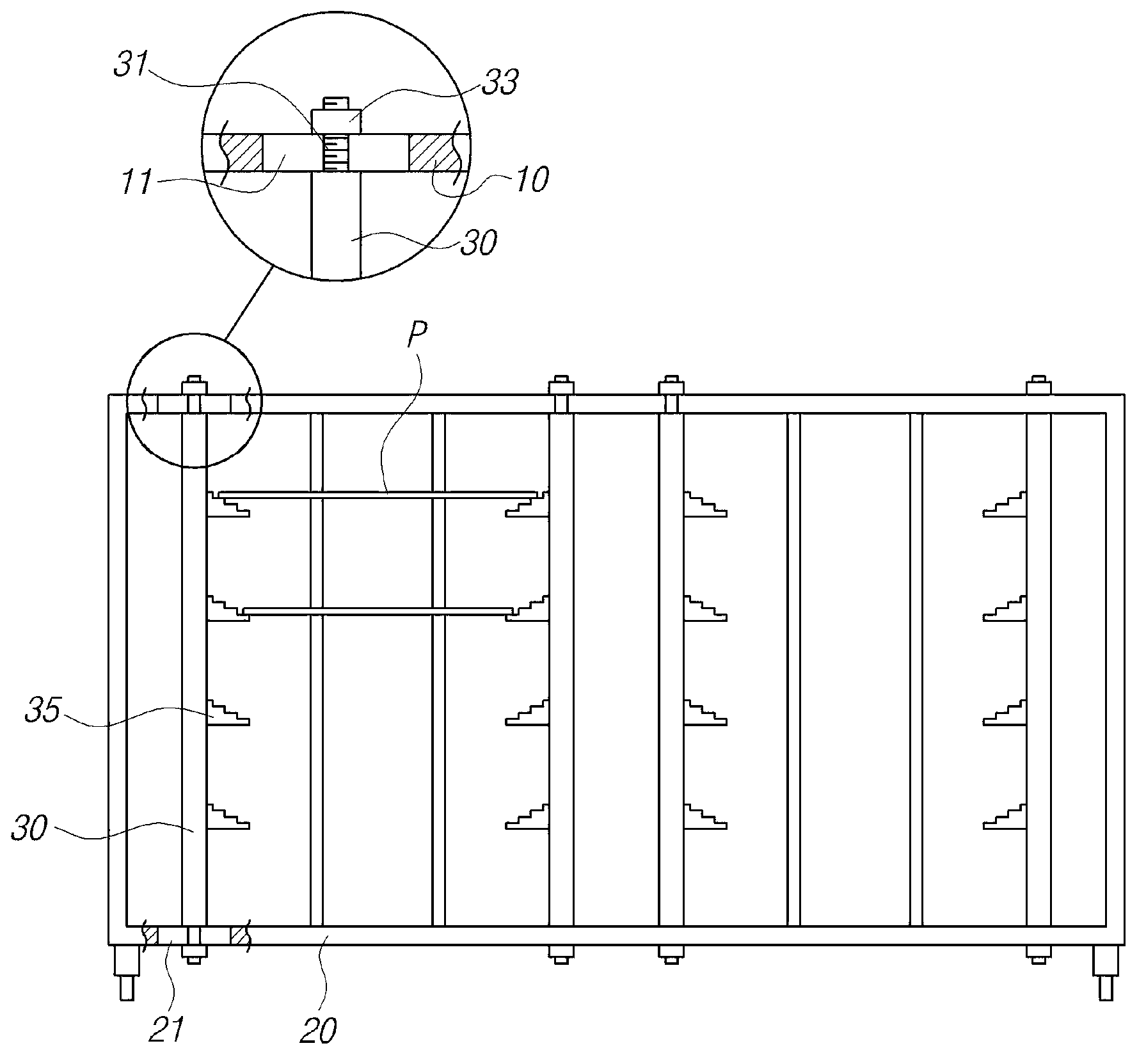 Glass substrate loading cassette for adjusting interval between slot bars