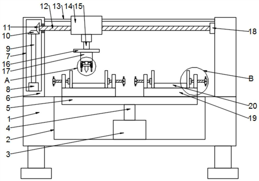 Automatic punching device for hardware instrument machining