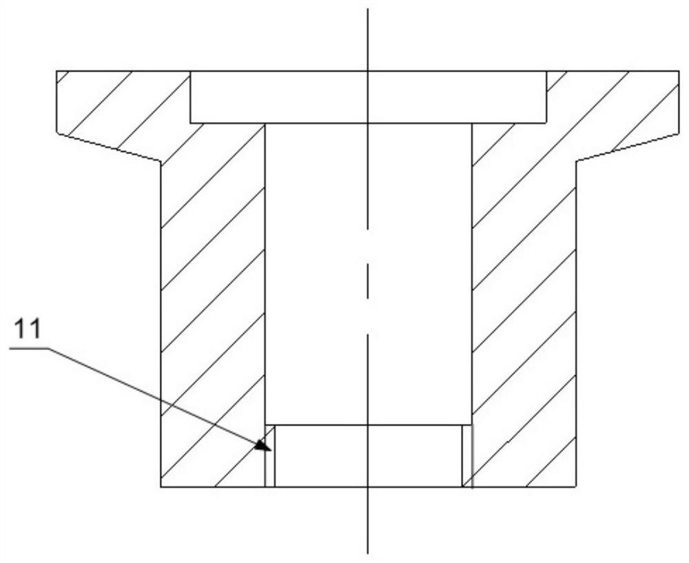 Pipe helium mass spectrometer leak detection device and method