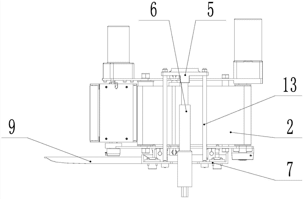 Device and method for automatically picking pineapples