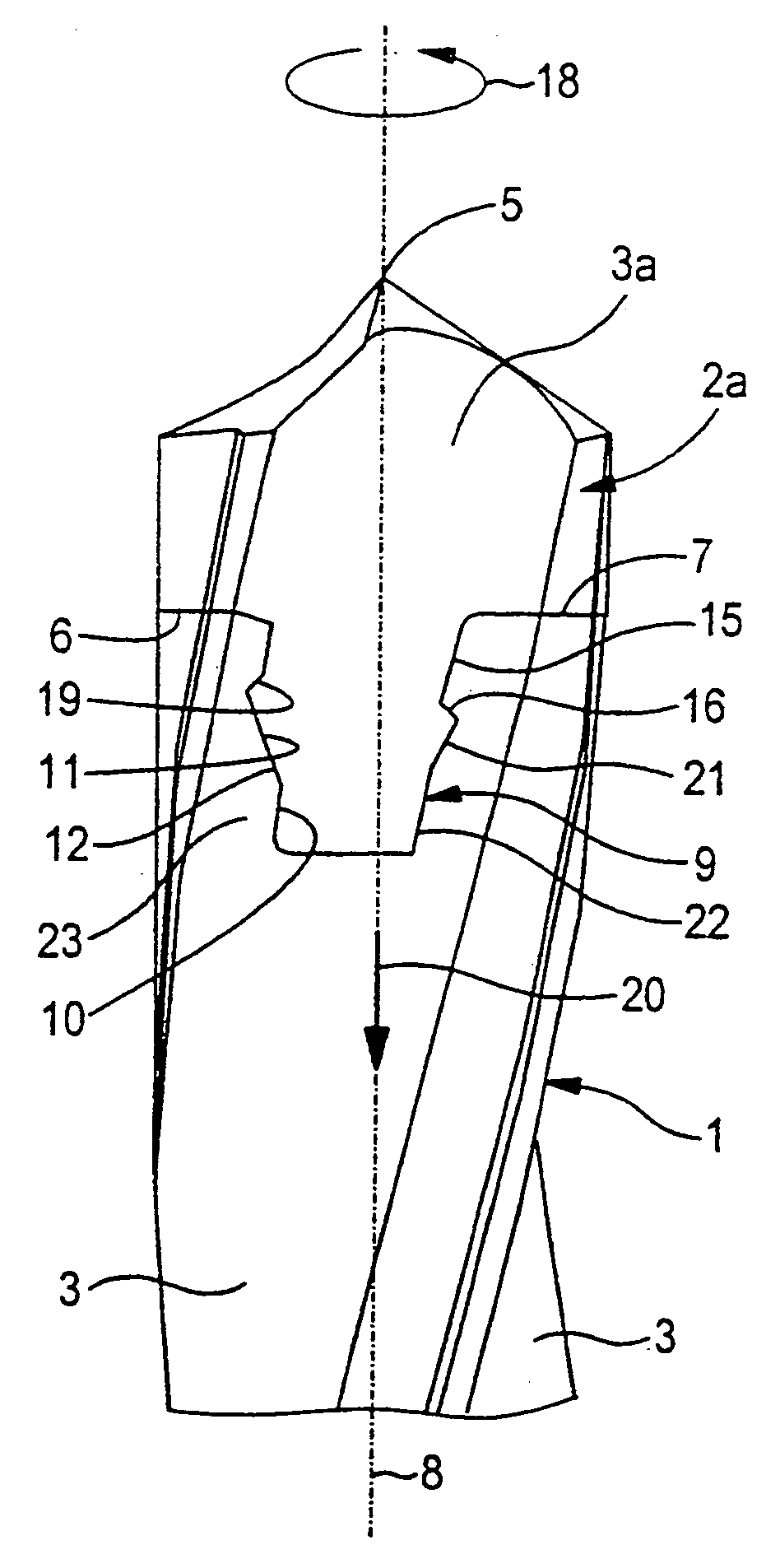 Twist drill for drilling having a replaceable drill tip, and a replaceable drill tip for use in a twist drill