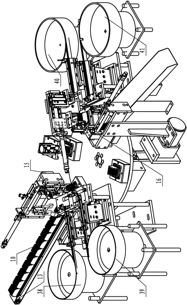 Improved radiator assembling equipment provided with nail feeding adjusting screws