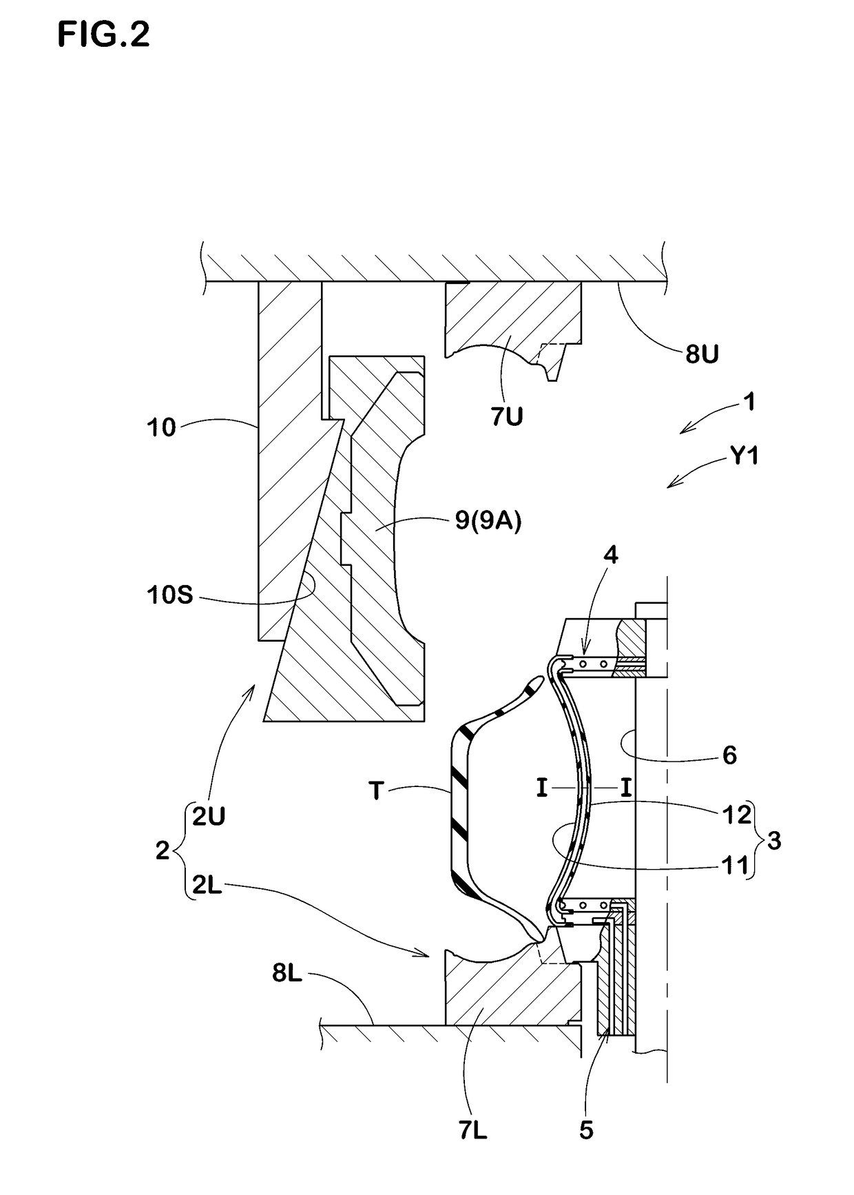 Tire vulcanizing apparatus