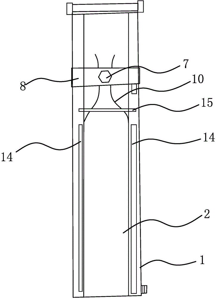 Water caltrop peeling device