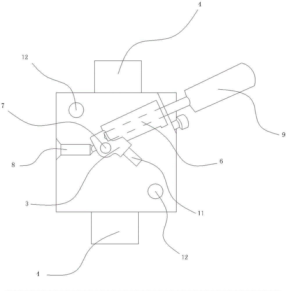 Injection mould for curved needle clamp