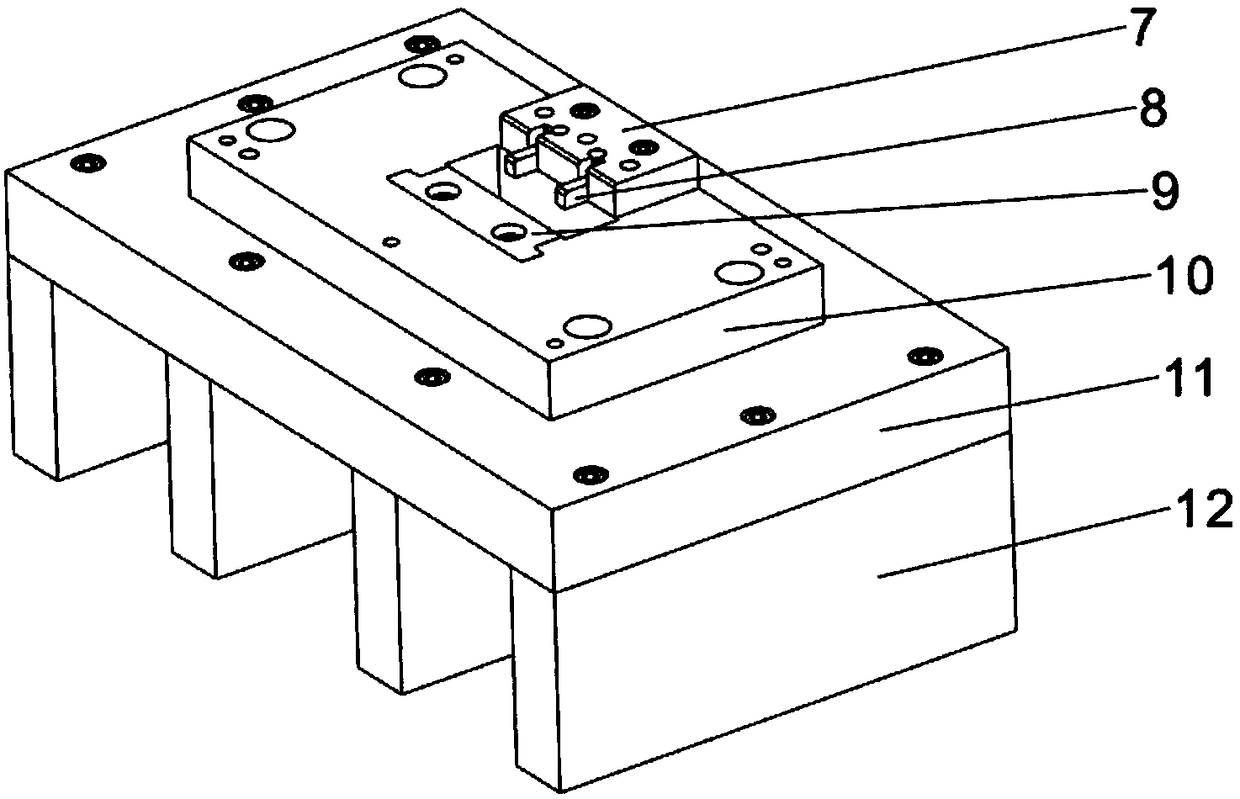 Detachable variable-technological-parameter shearing die