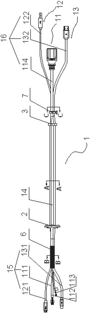 Integrated data transmission line and preparation method therefor