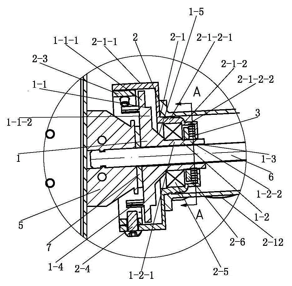 Bobbin assembly capable of realizing peripheral unwinding