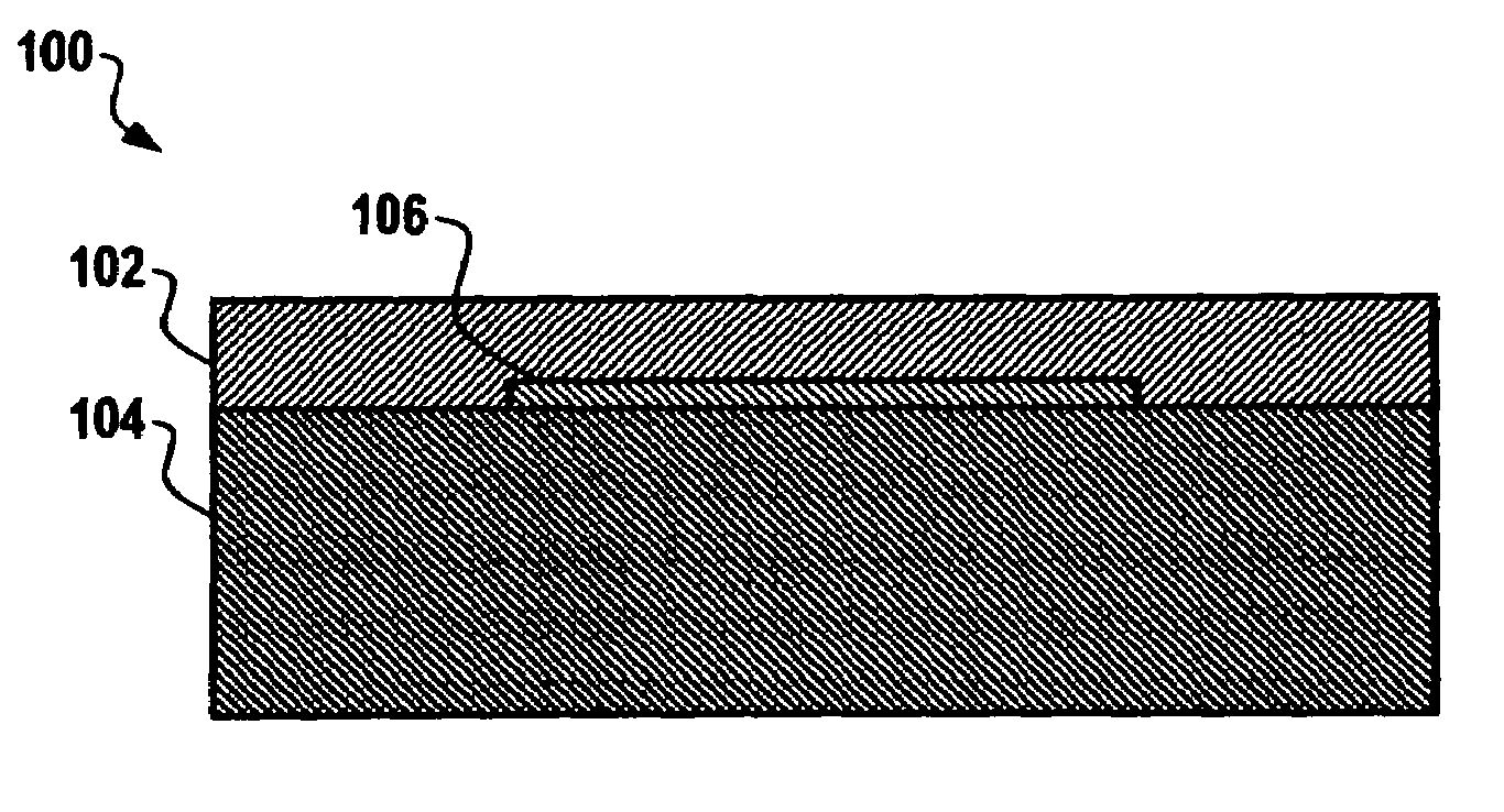 Passive wireless piezoelectric smart tire sensor with reduced size