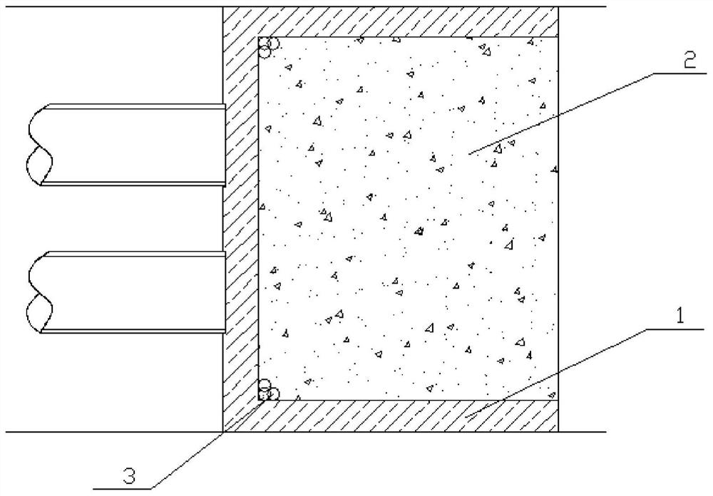 Reinforcing method and reinforcing structure for water-rich sand layer geological shield receiving end