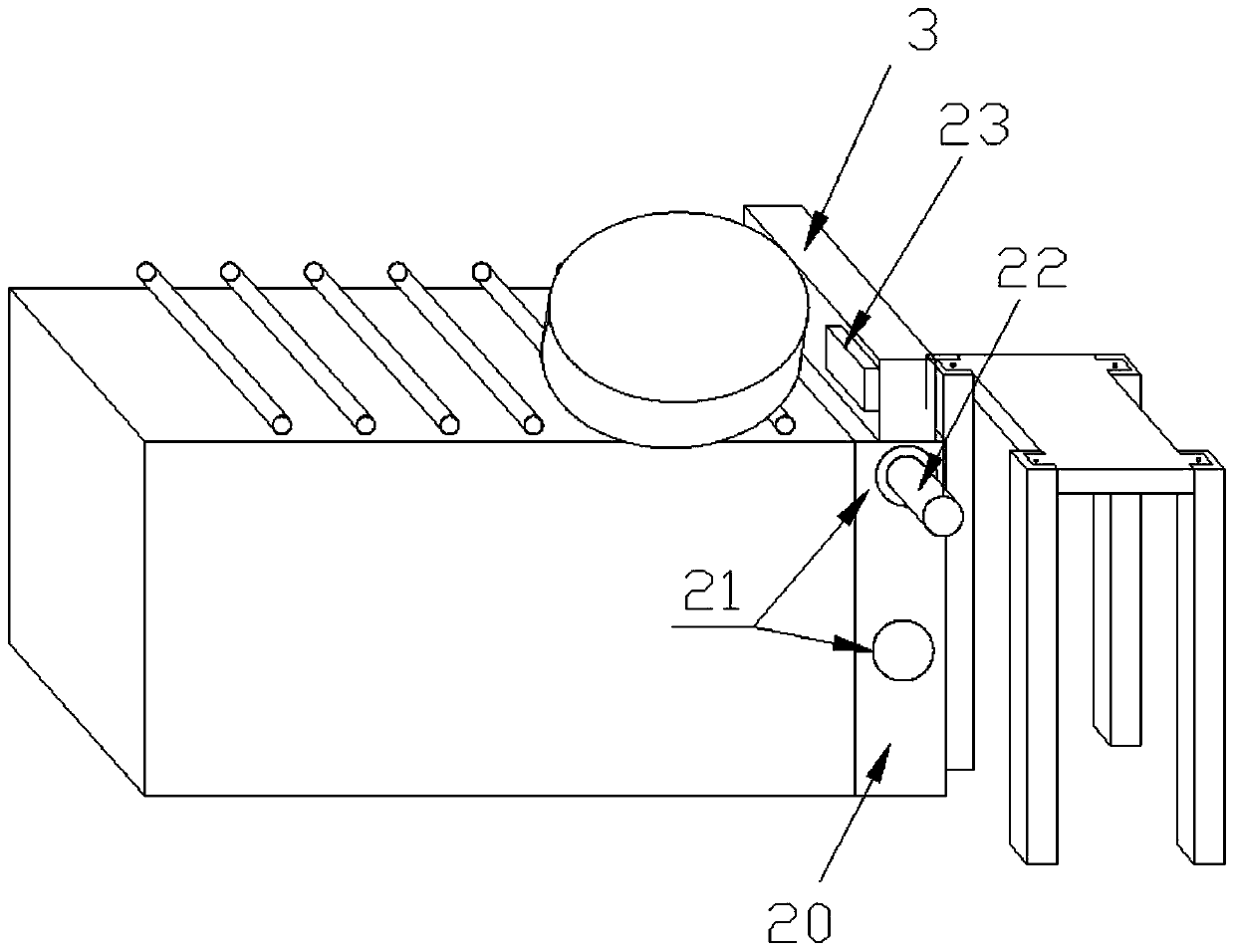 Automatic device before hoisting of wind turbine main shaft flange