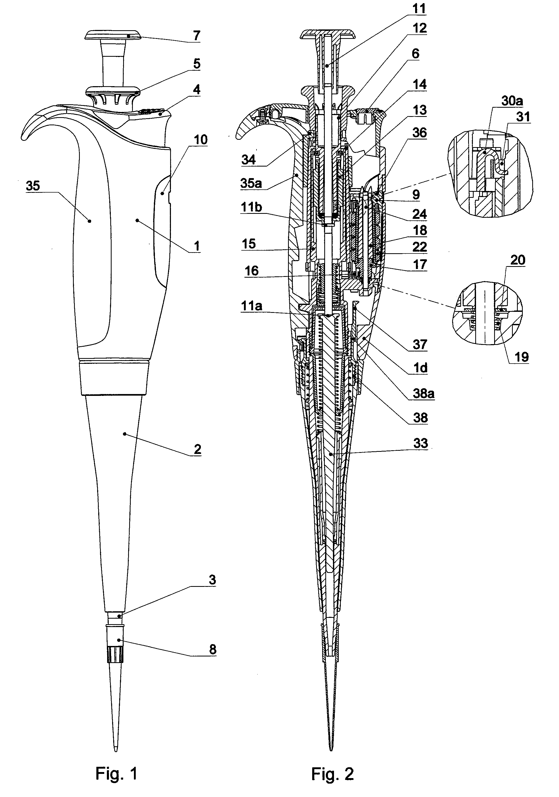 Mechanical pipette with adjustable volume value of aspirated liquid