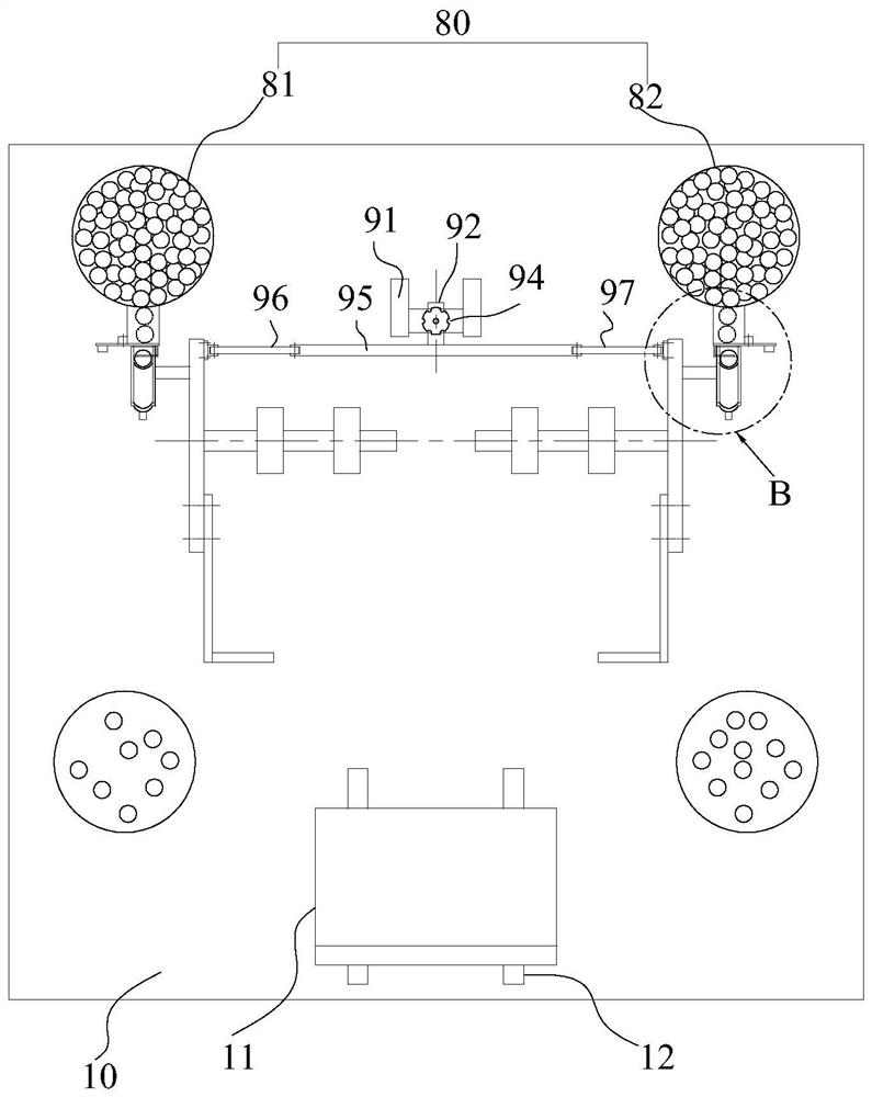 Object moving type upper limb training device and equipment and upper limb training method