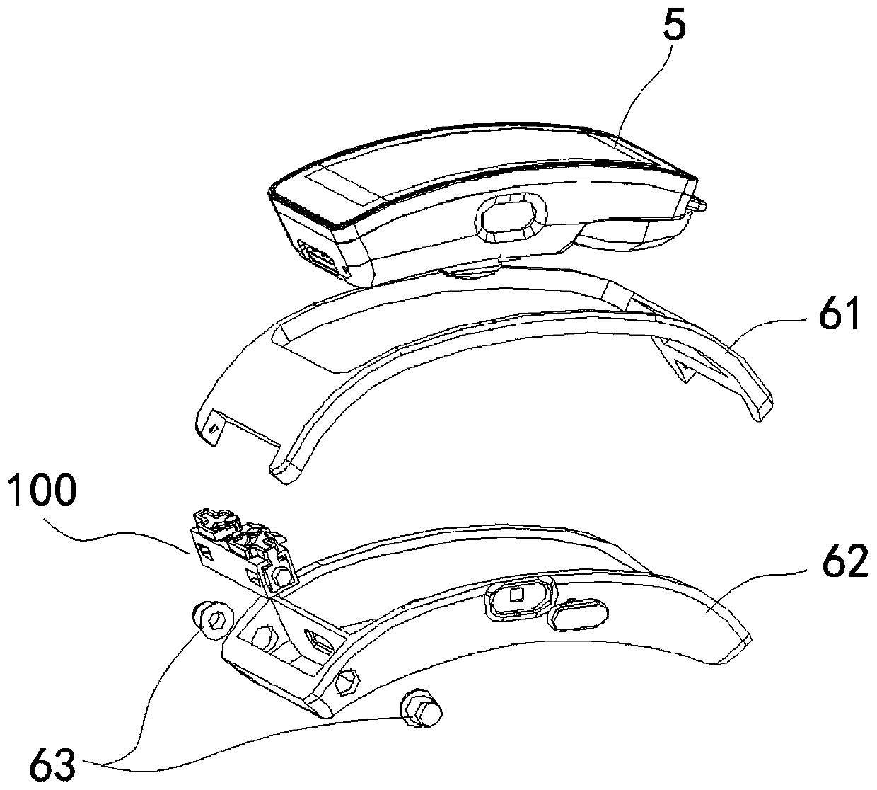 Wearing equipment and locking device thereof