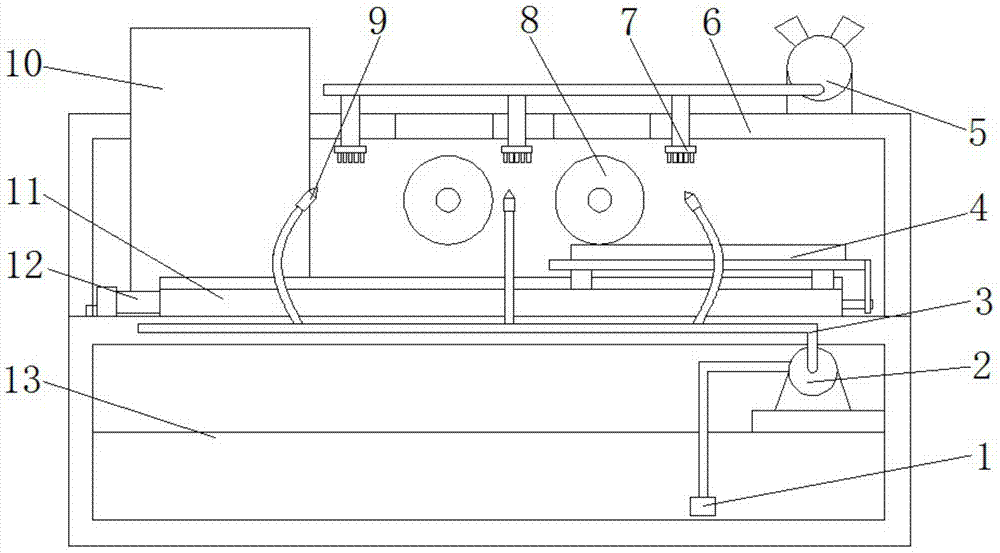 Scrap accumulation prevention type semi-automatic reciprocating polishing device