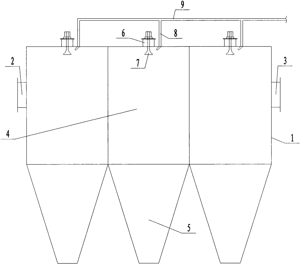 Bag-type dust collector auxiliary dust-cleaning device