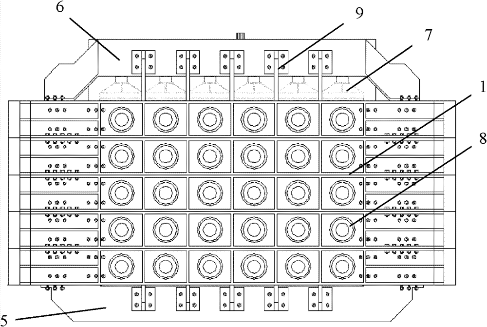 Large-sized combined dynamic and static multifunctional geotechnical engineering simulation testing device