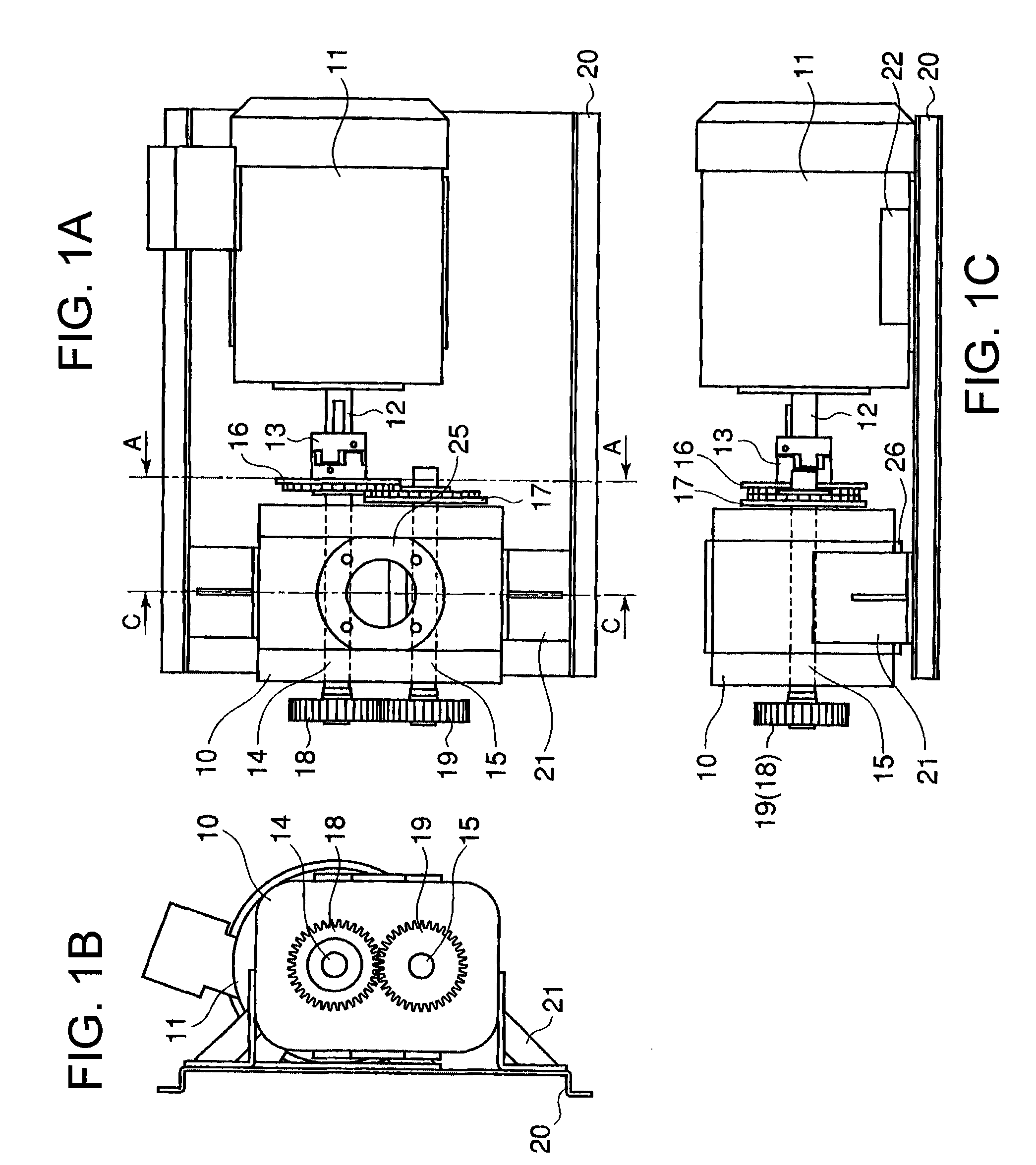 Drive transmission mechanism between two or more rotary shafts and oil-free fluid machine equipped with the mechanism