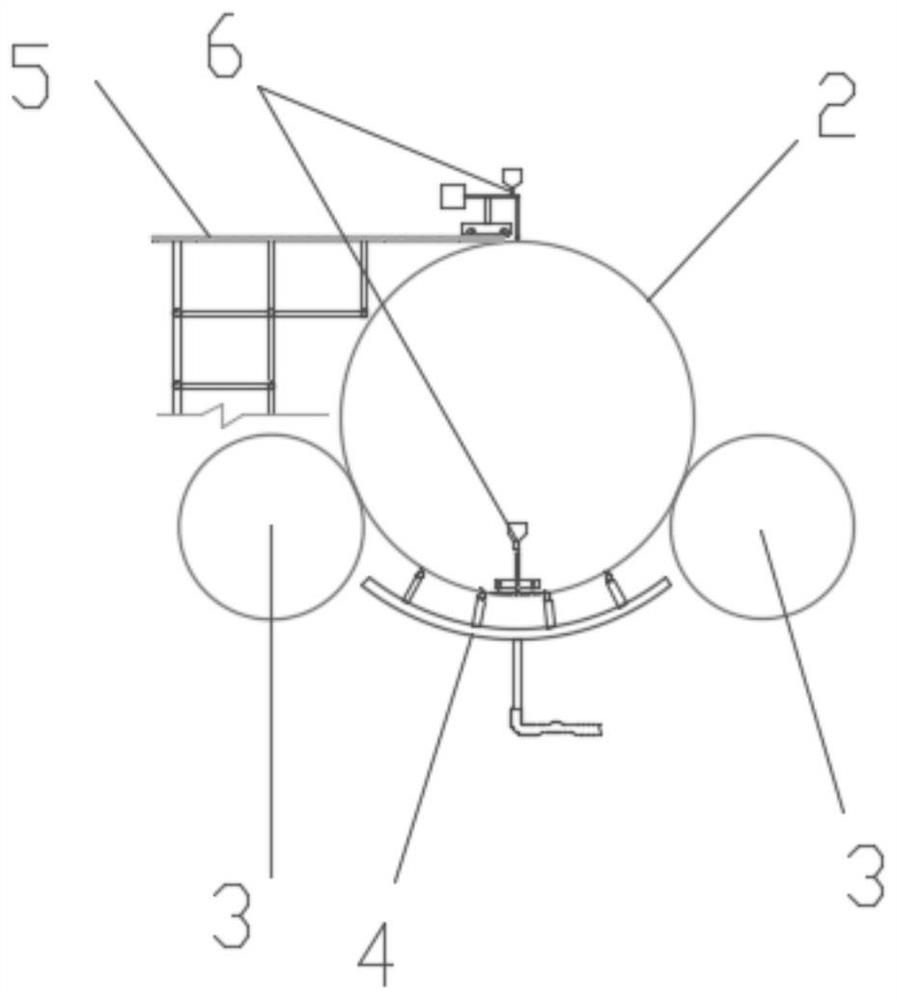 High-efficiency welding method for large perforated flange and thick-wall pipe