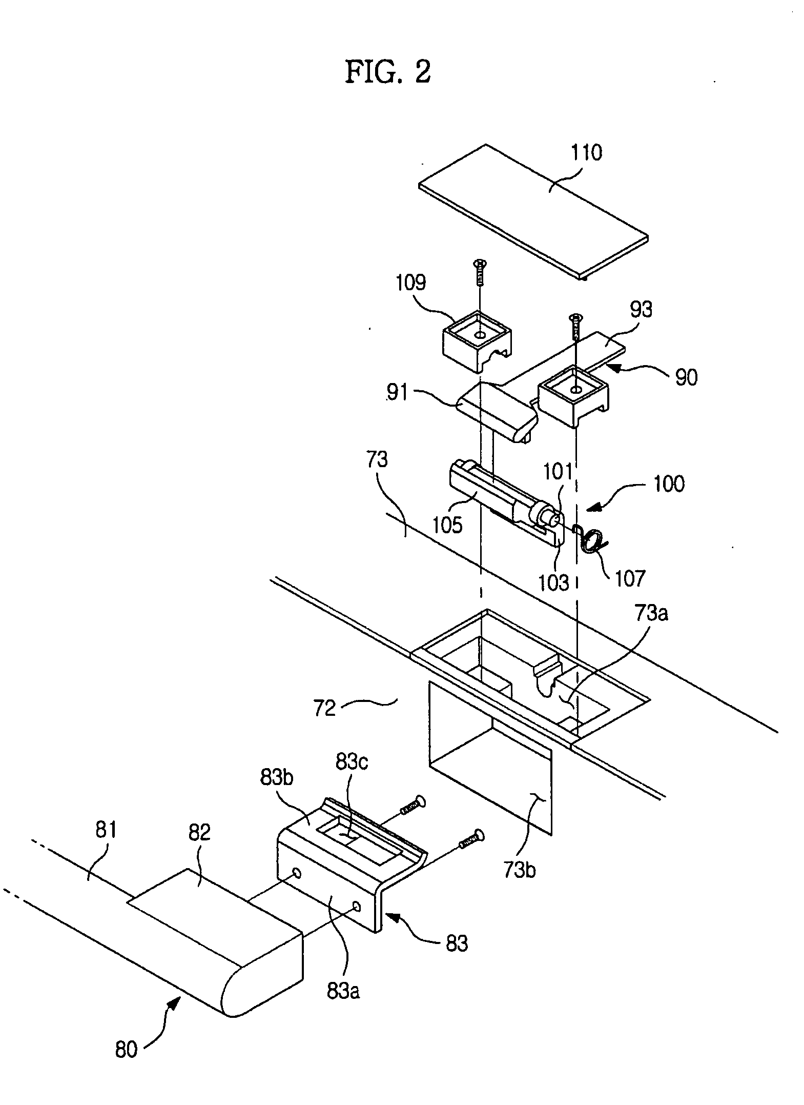 Refrigerator having door opening apparatus