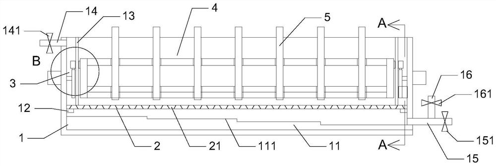 Solid-liquid separation structure for electrolytic tank