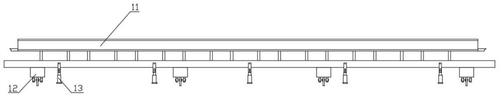 A scraper conveyor and its working method