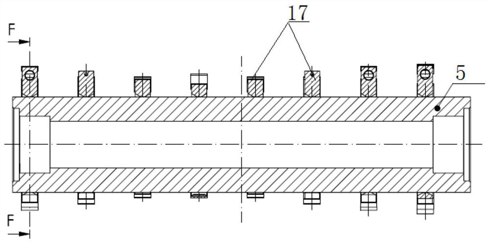 High-crushing-ratio double-tooth-roller crusher