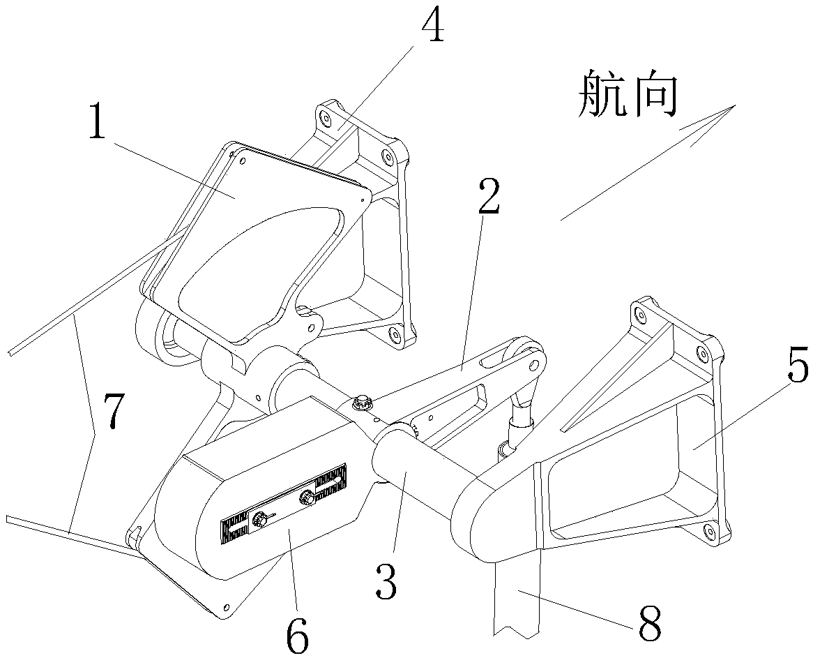 Unbalanced force balancing device for aircraft control system