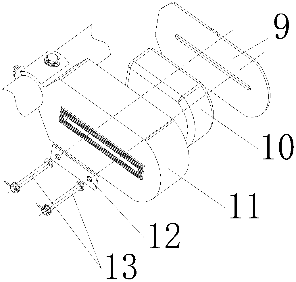 Unbalanced force balancing device for aircraft control system