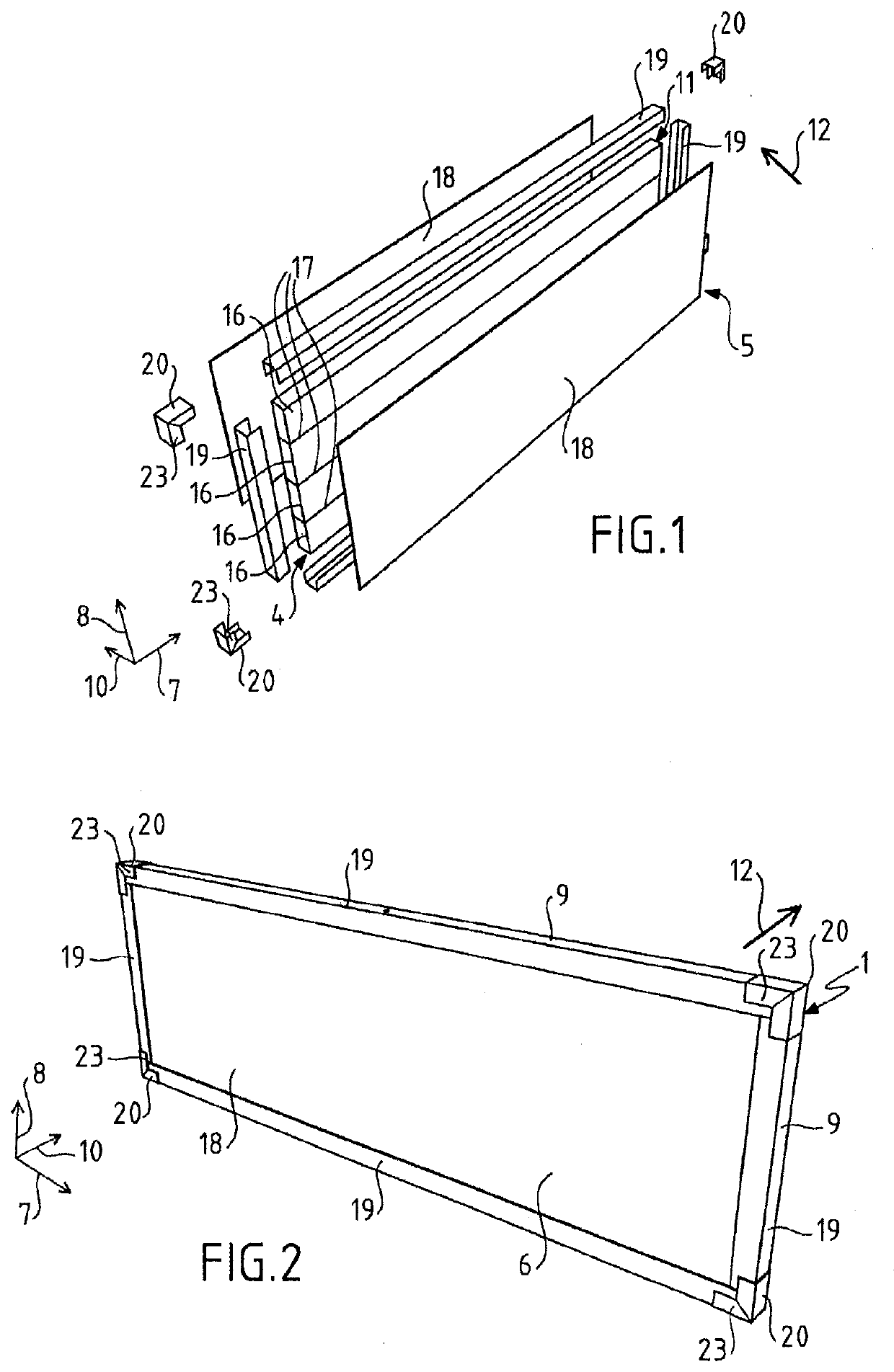 Sealed and thermally insulating tank having inter-panel insulating inserts