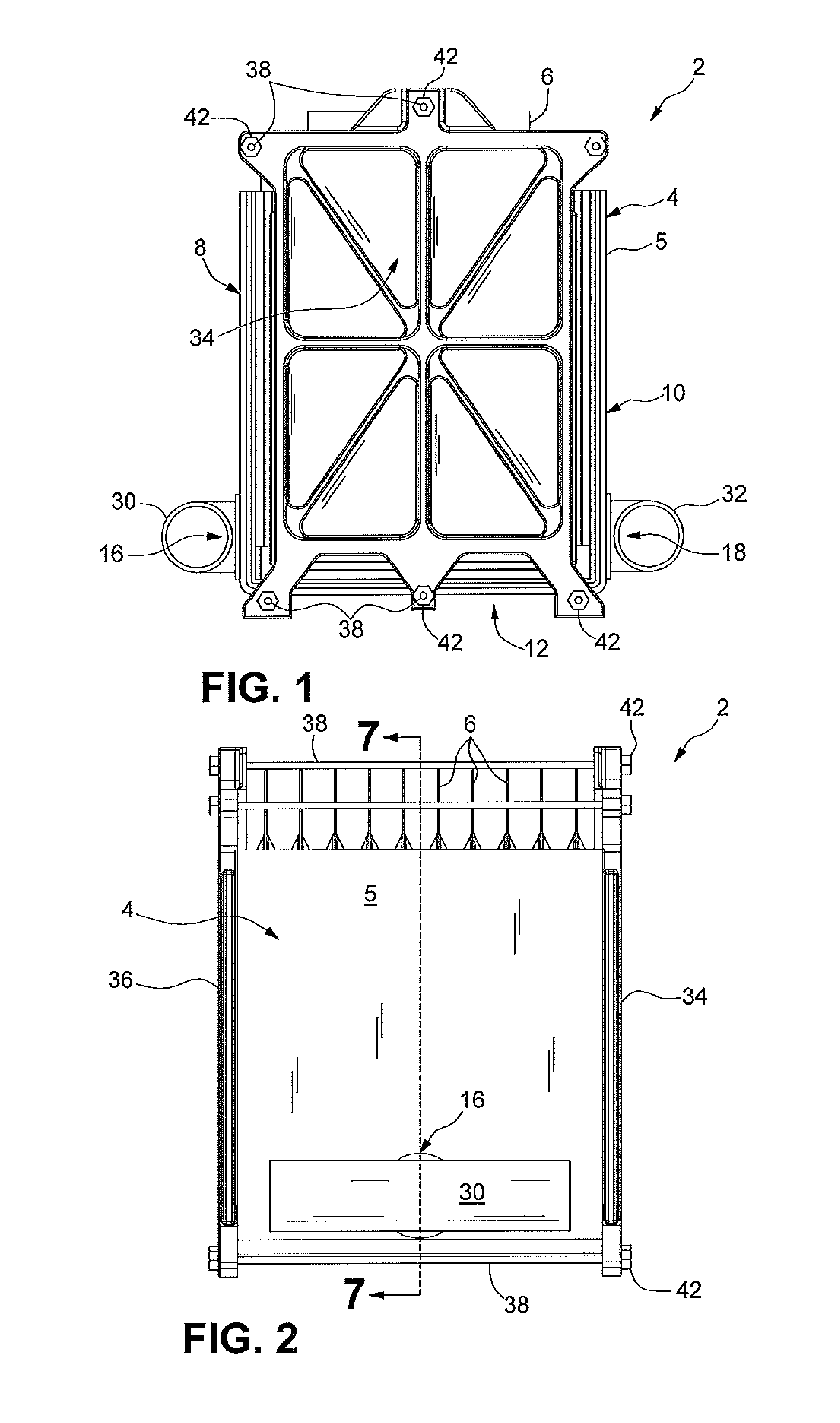 U-formed cooling plate with solid fins for lithium pouch cells