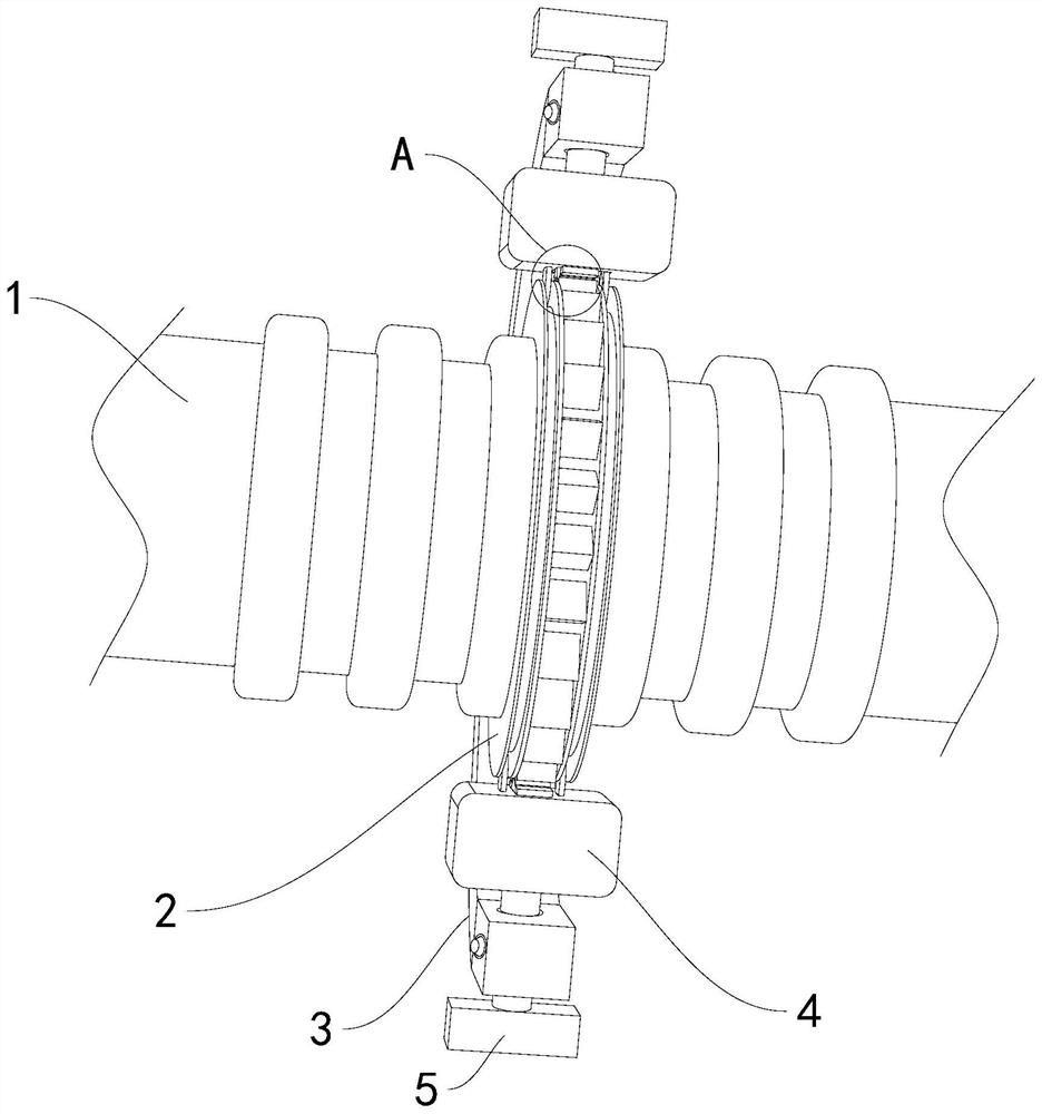 Corrugated pipe facilitating cleaning of gaps between corrugations