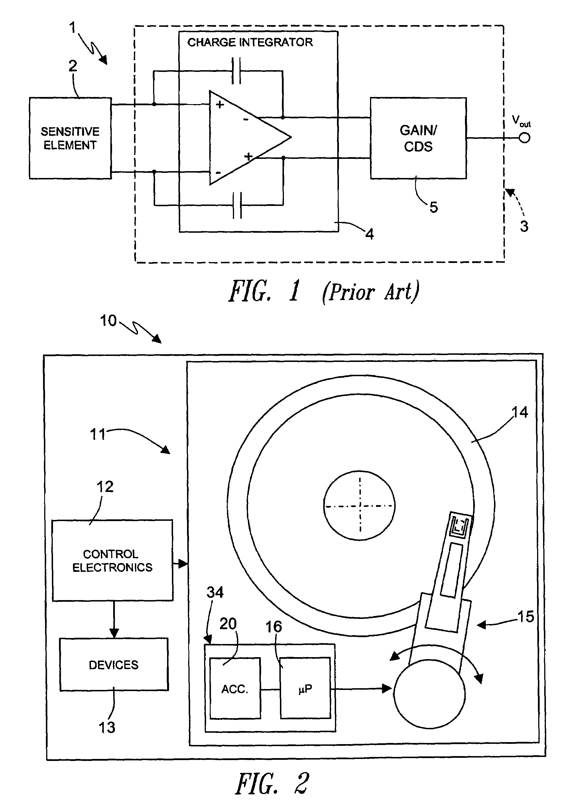 Portable apparatus with an accelerometer device for free-fall detection