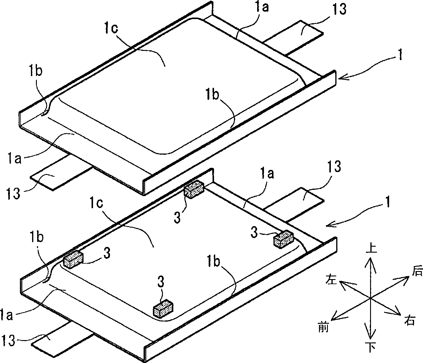 Assembled battery formed by stacking a plurality of flat cells