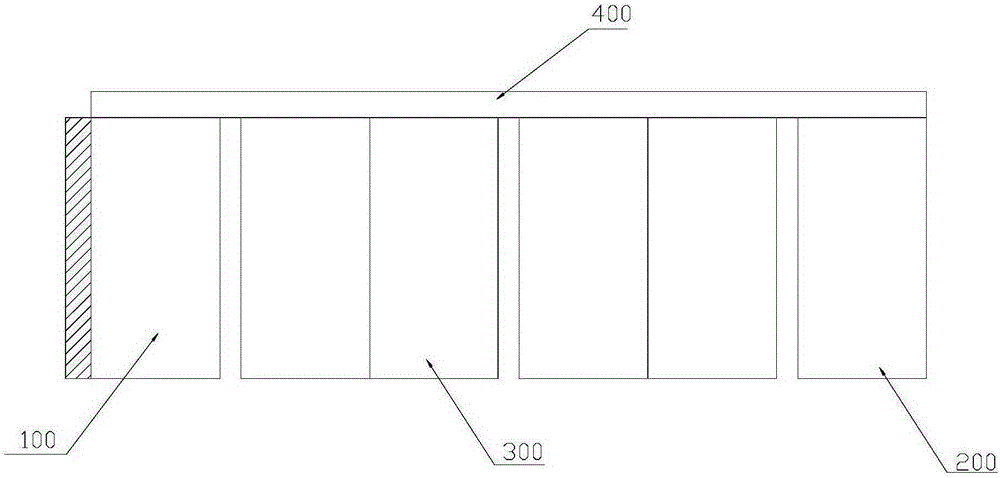 Multistation synchronous symmetric mold opening and closing mechanism of ceramic bathroom accessory