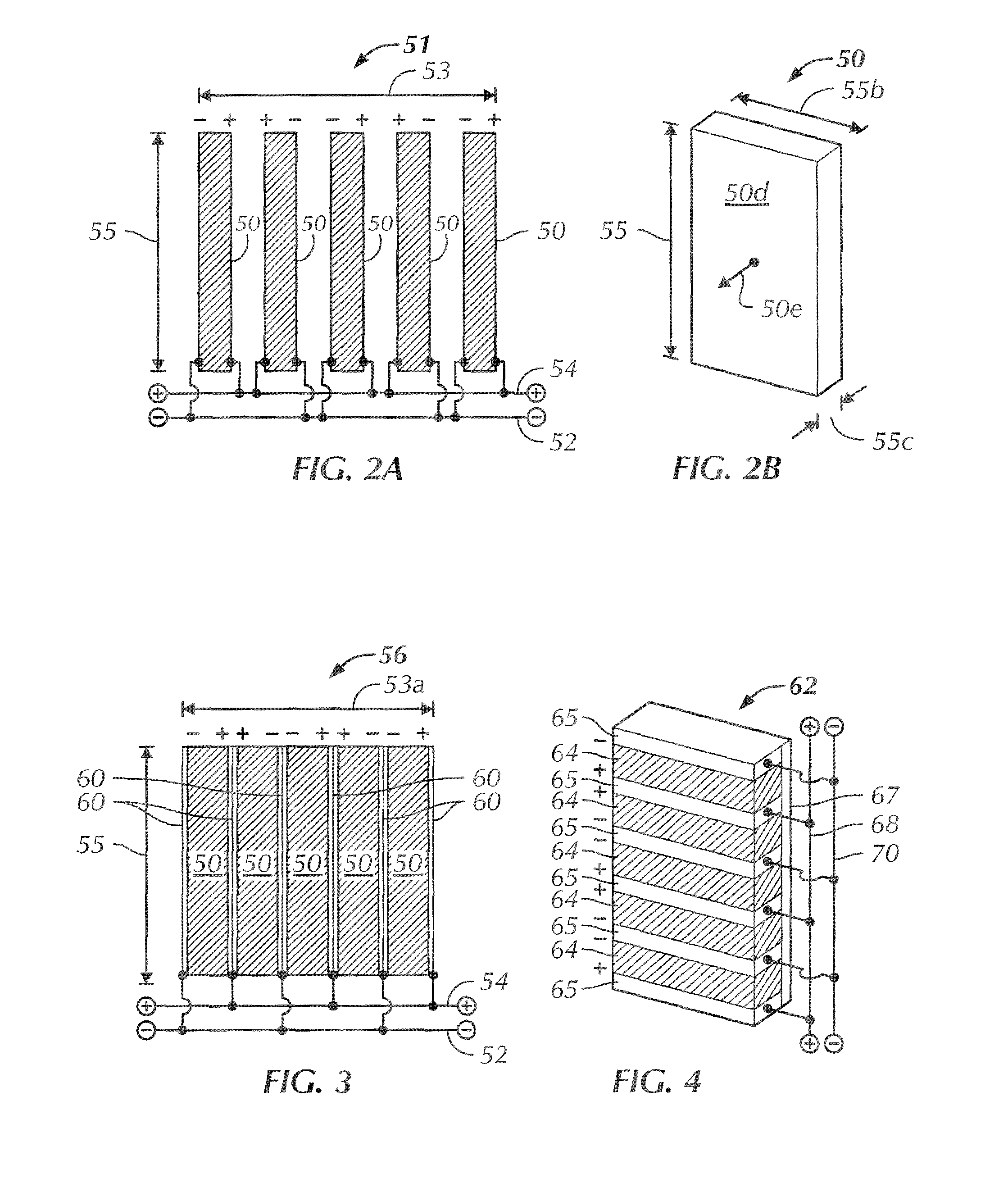 Acoustic transmitter comprising a plurality of piezoelectric plates