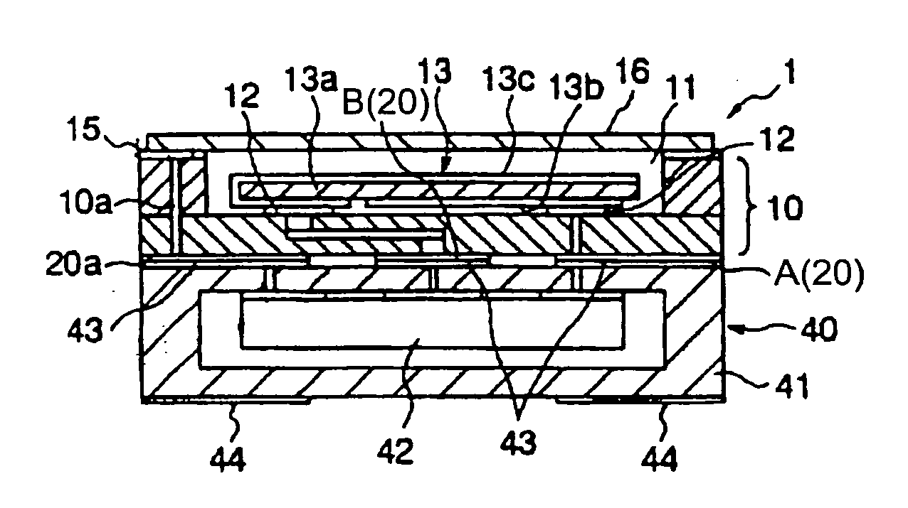 Piezoelectric resonator for oscillator and surface mount type piezoelectric oscillator