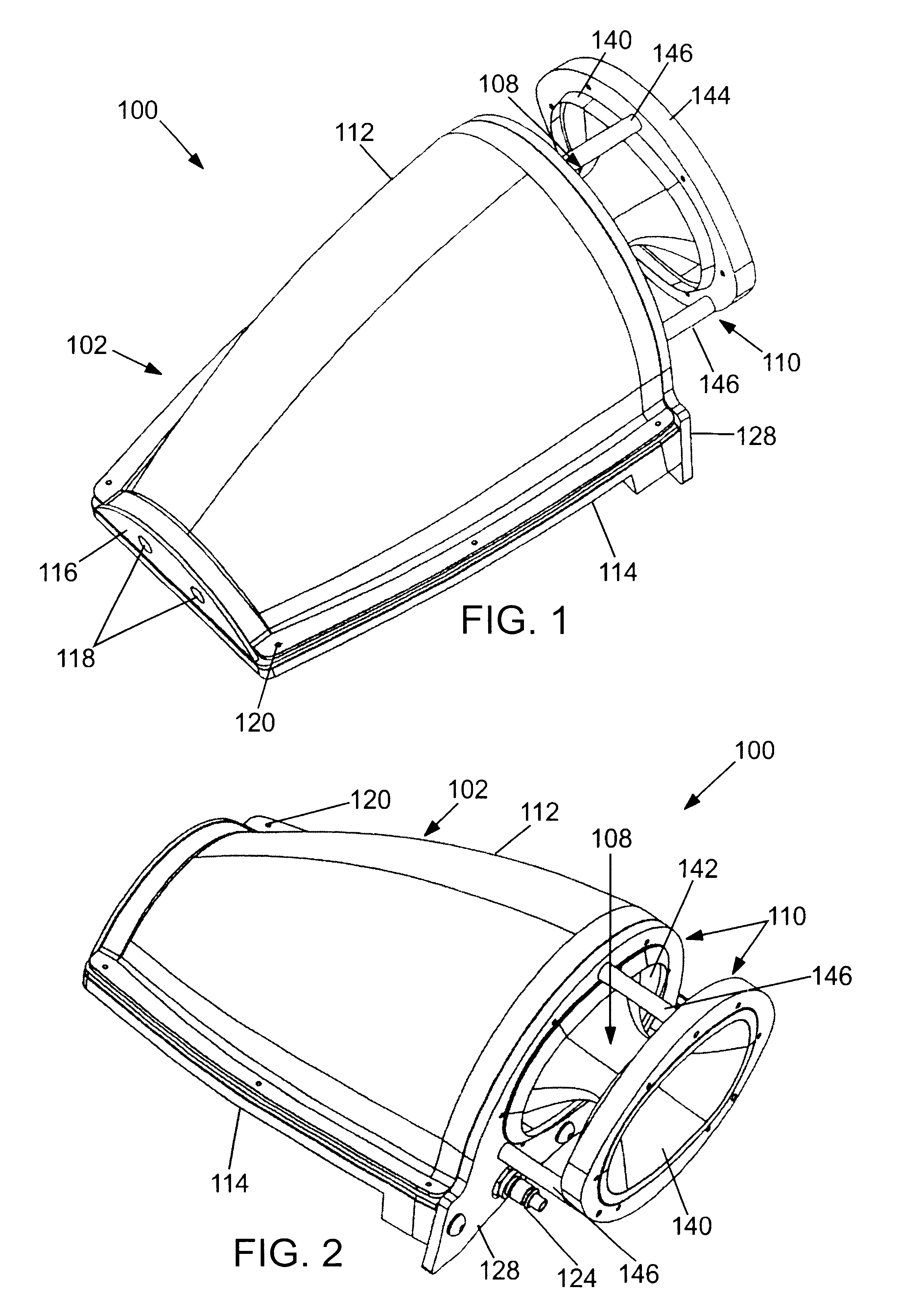 Methods and devices for prevention of hypothermia in a mammal during prolonged exposure to extreme cold