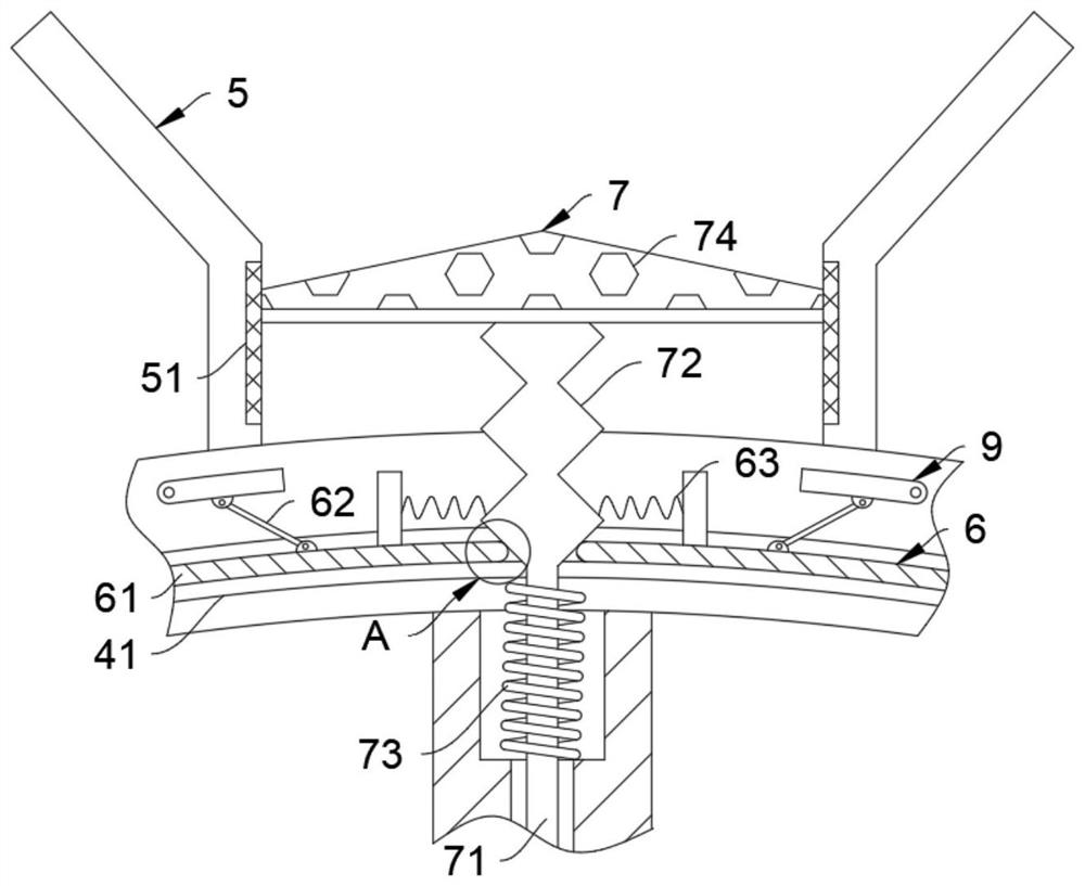 Automatic snow removing device for greenhouse and using method thereof