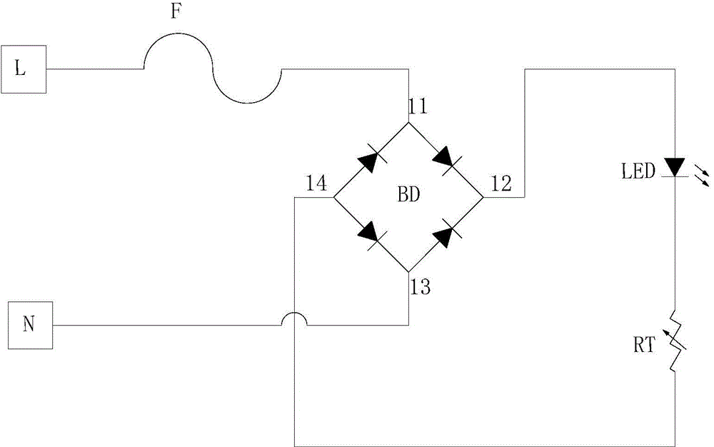 LED lamp achieving current limiting by means of thermistor