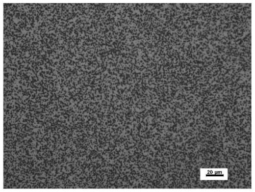 Zr-Nb alloy bar material and extruding and processing method thereof