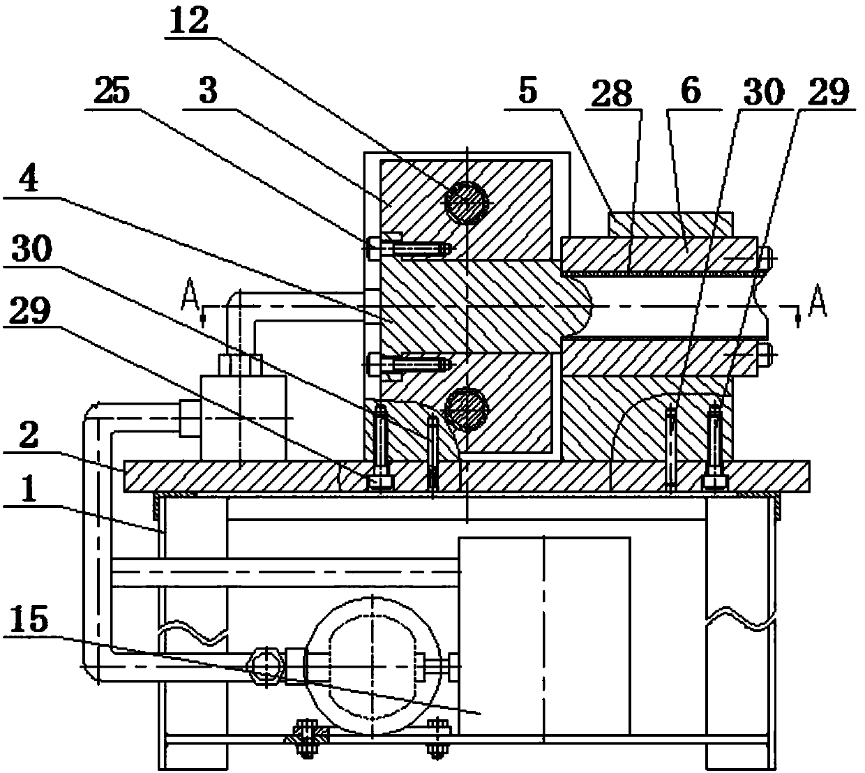 Thin-walled pipe end circular notch disposable punching device