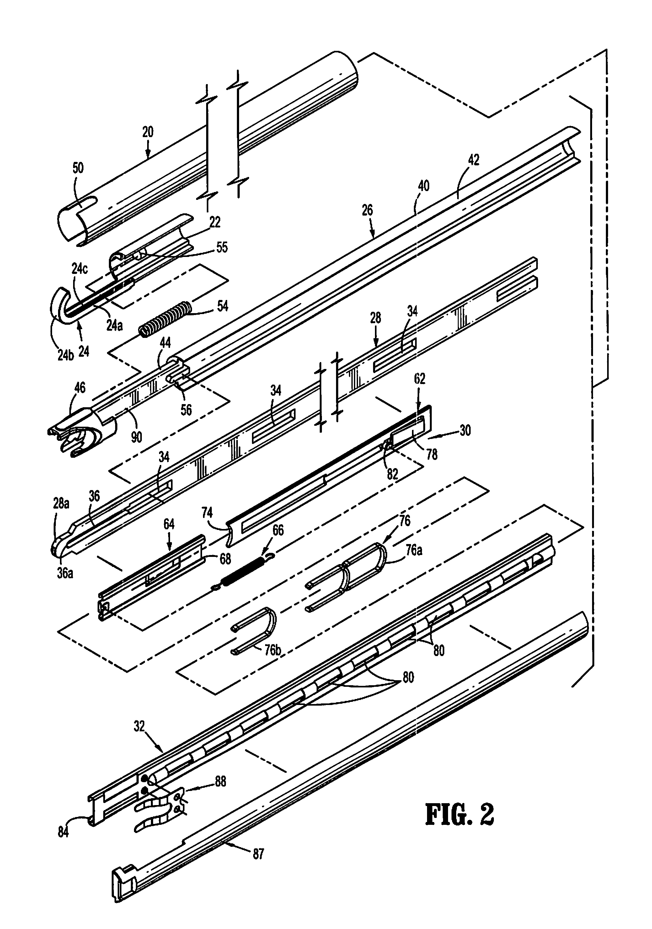 Clip applying apparatus and ligation clip