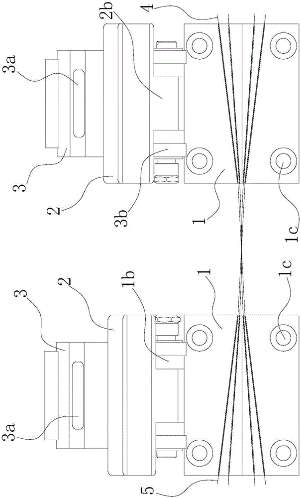 Fiber combining clamp for multi-channel optical fiber splitter