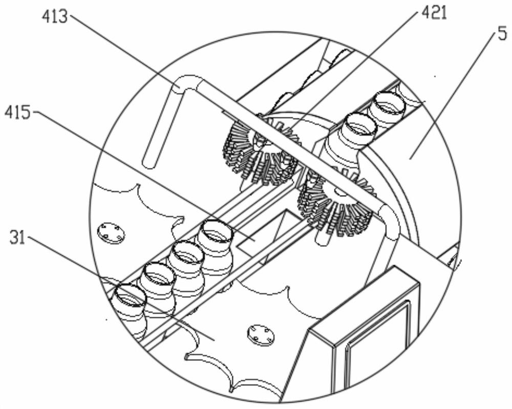 Cup and bottle cleaning machine