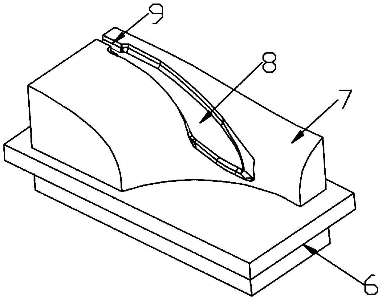 A blade casting mold and its application and blade forming method