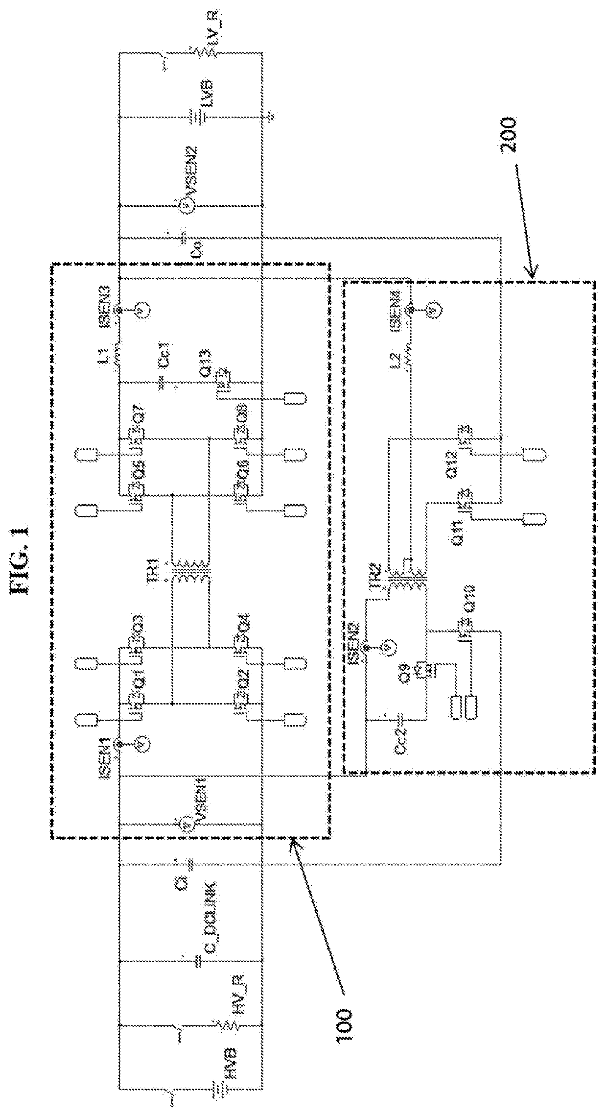 Large capacity bidirectional isolated dc-dc converter and control method thereof