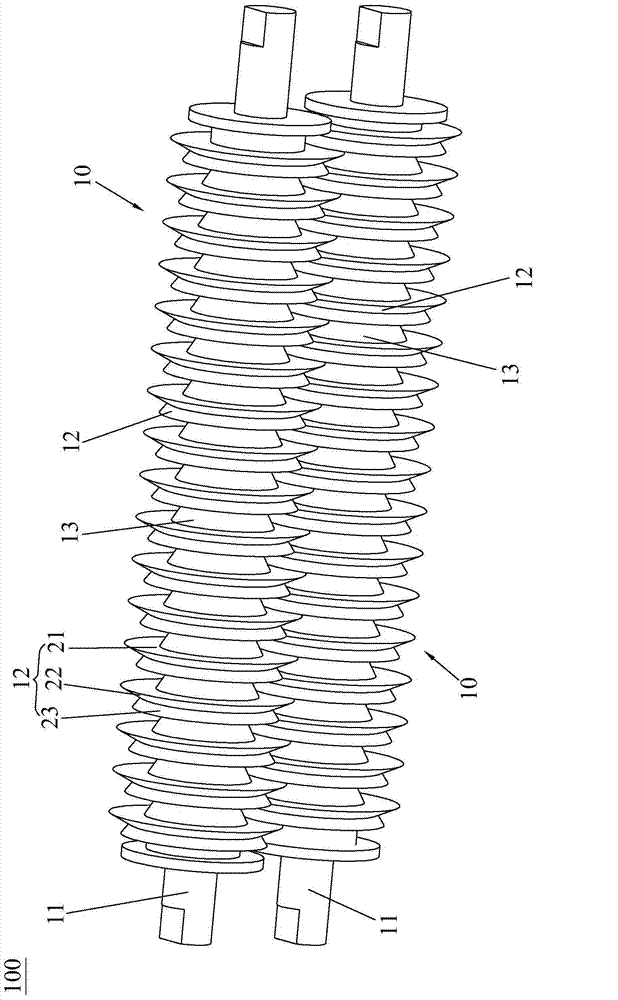 Paper shredding blade, cutting-type paper shredding tools and a cutting-type paper shredding mechanism