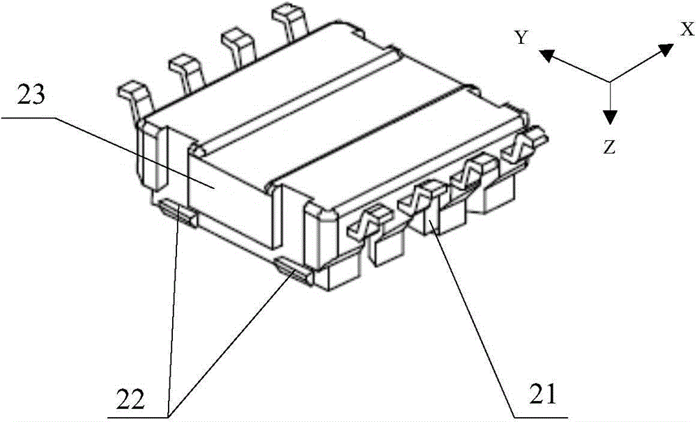 Tin-soldering tooling with strip-shaped heat dissipation holes